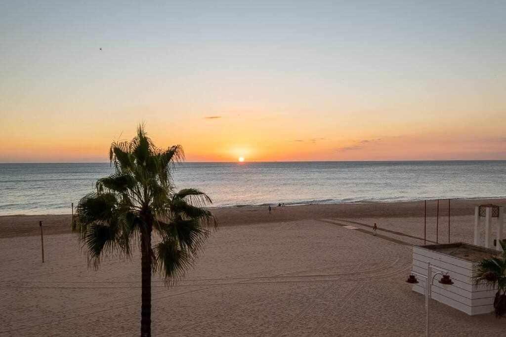 Preciado Apartamento Con Vistas Frontales Al Mar カディス エクステリア 写真